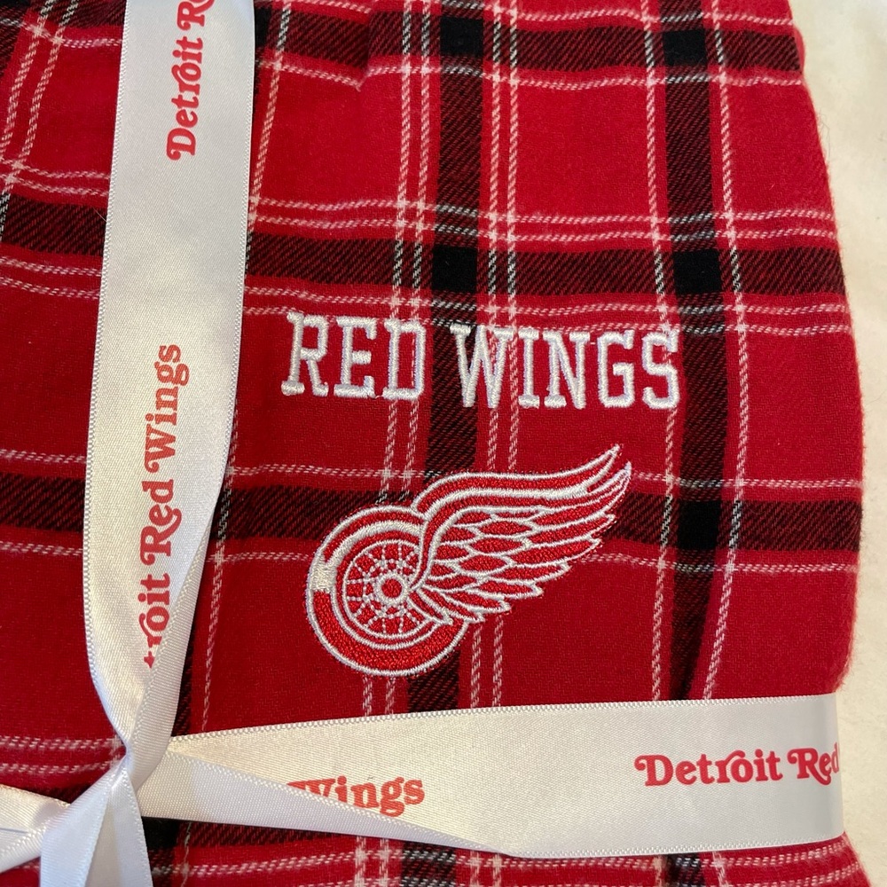 Red Wings Sleepset